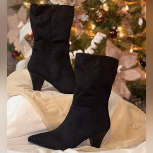 Universal Thread Black Heeled Boots